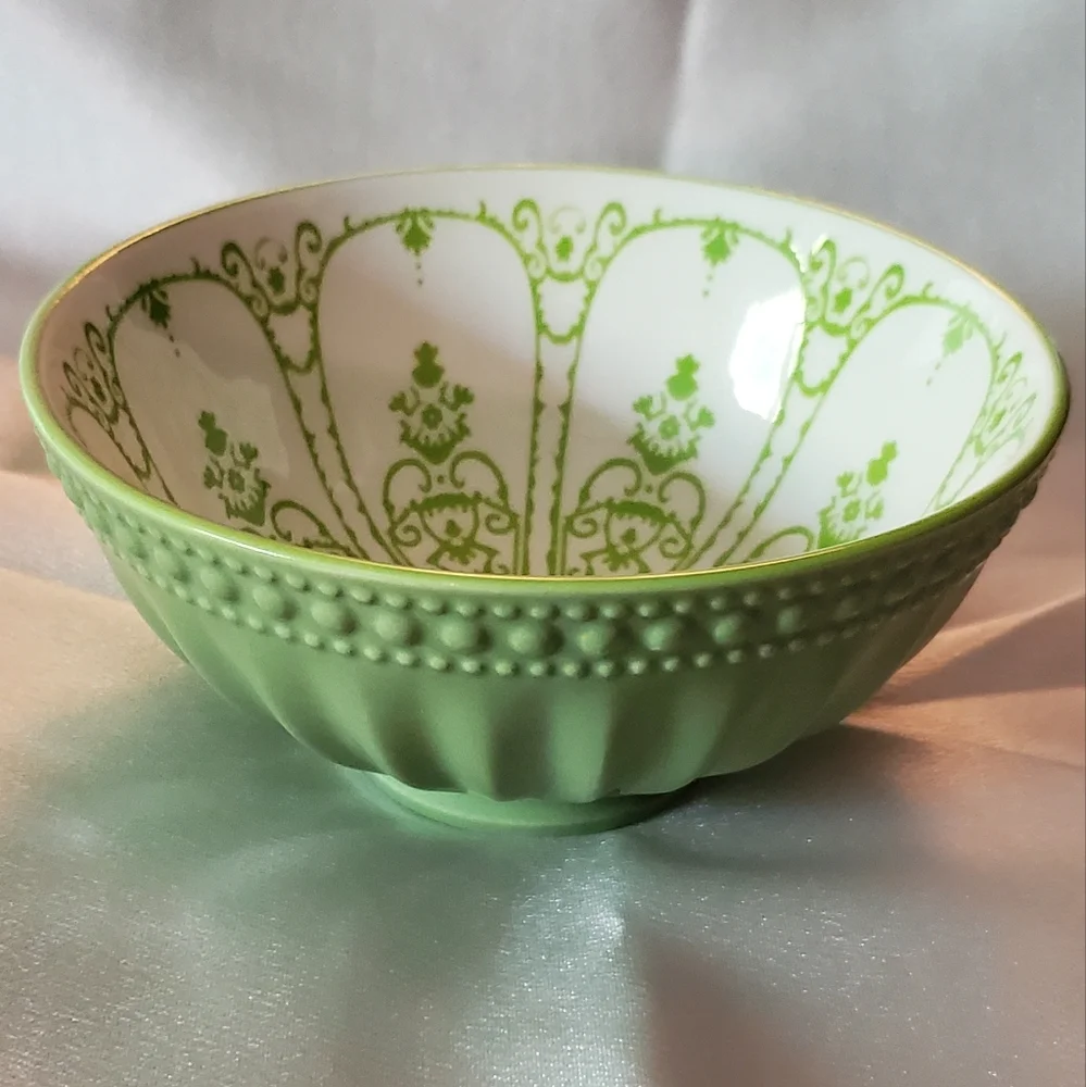 N/A small ceramic